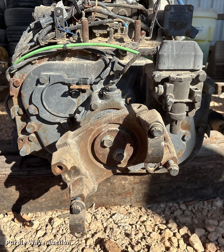 image for item EN5965 Paccar PX-13 engine and transmission