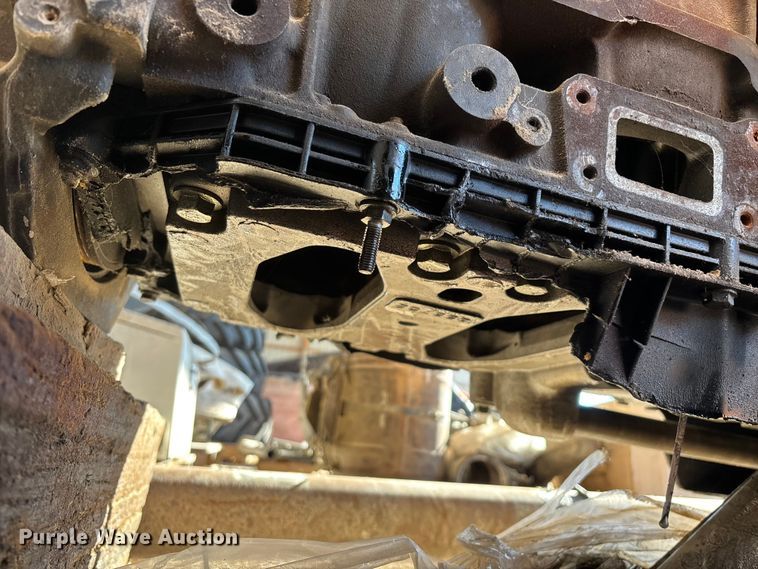 image for item EN5965 Paccar PX-13 engine and transmission