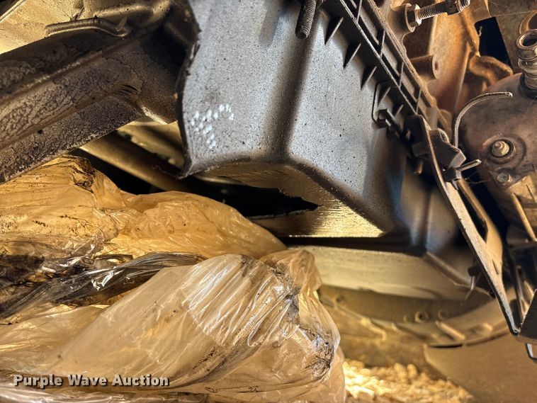 image for item EN5965 Paccar PX-13 engine and transmission