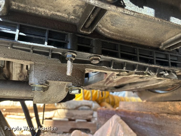 image for item EN5965 Paccar PX-13 engine and transmission