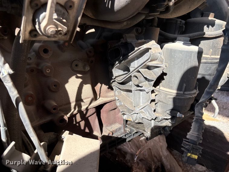 image for item EN5965 Paccar PX-13 engine and transmission