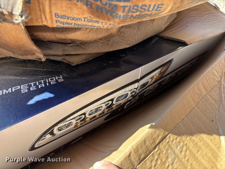 image for item EN5965 Paccar PX-13 engine and transmission