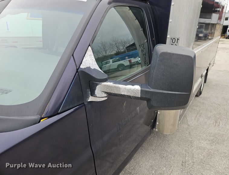 image for item EO7007 2014 GMC Savana 3500 box truck