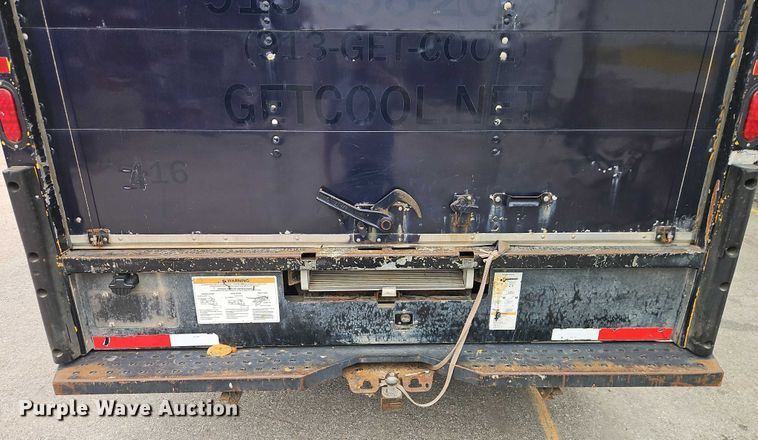 image for item EO7007 2014 GMC Savana 3500 box truck