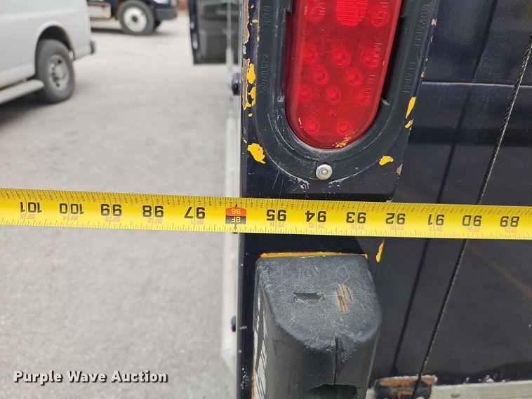 image for item EO7007 2014 GMC Savana 3500 box truck