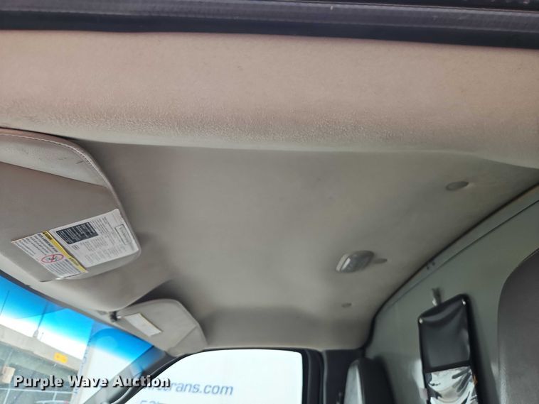 image for item EO7007 2014 GMC Savana 3500 box truck