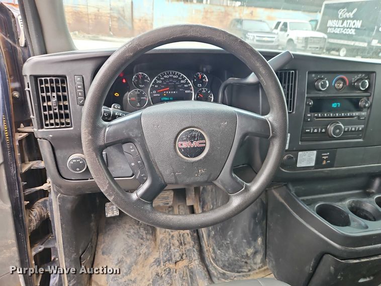 image for item EO7007 2014 GMC Savana 3500 box truck