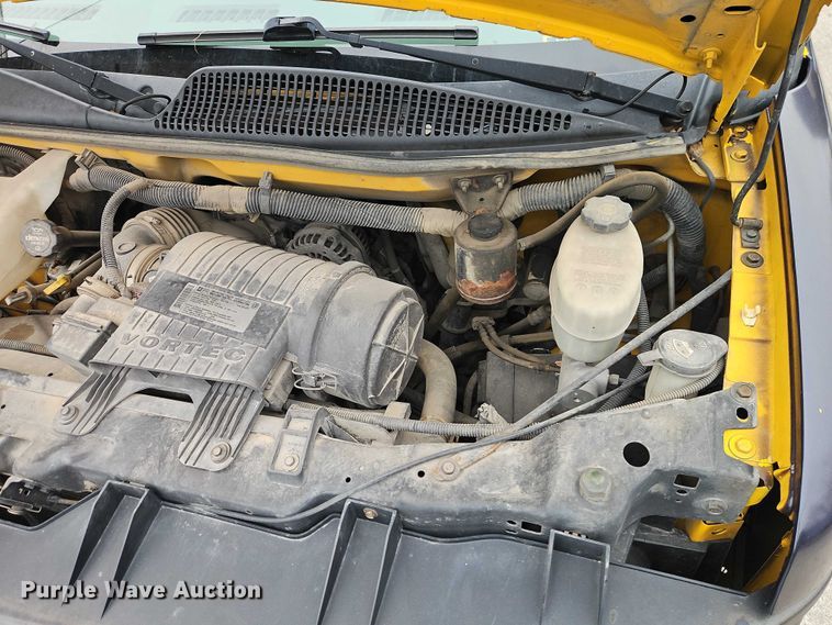 image for item EO7007 2014 GMC Savana 3500 box truck