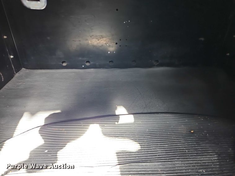 image for item EO7020 2011 Kenworth T660 semi truck