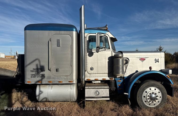 image for item EP2710 1986 Peterbilt 359 semi truck