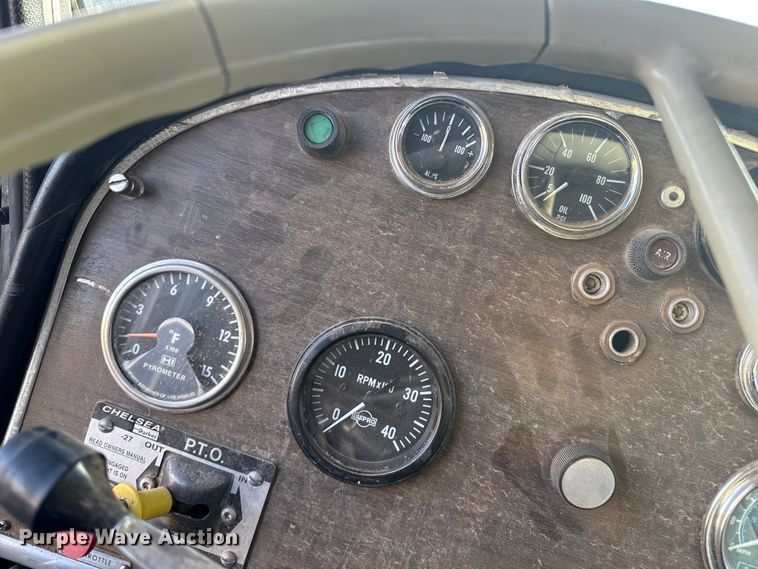 image for item EP2710 1986 Peterbilt 359 semi truck