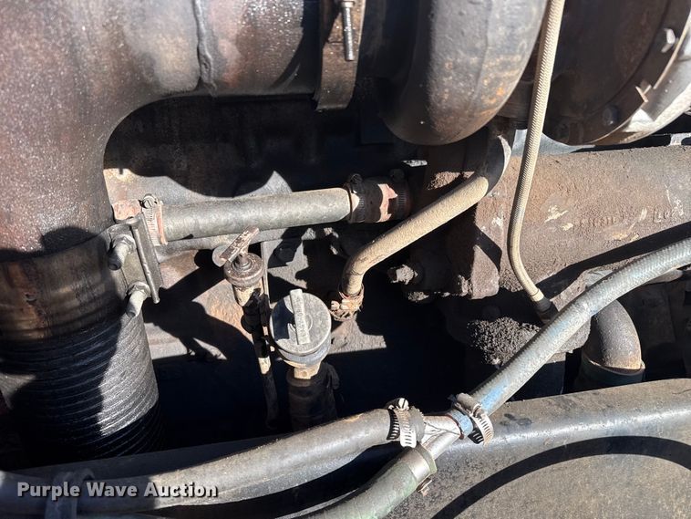 image for item EP2710 1986 Peterbilt 359 semi truck