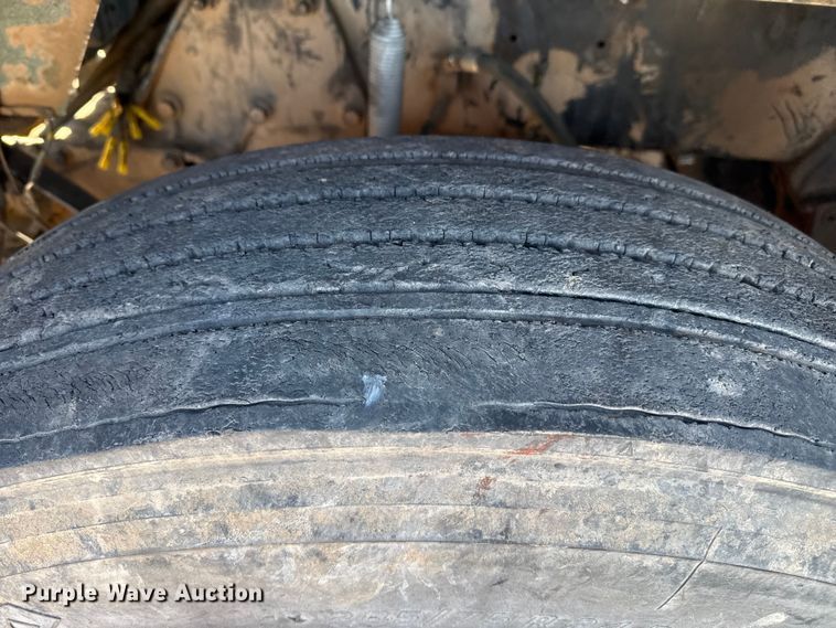 image for item EP2710 1986 Peterbilt 359 semi truck