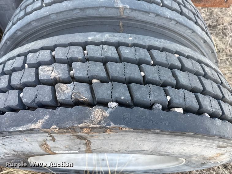 image for item EP2710 1986 Peterbilt 359 semi truck