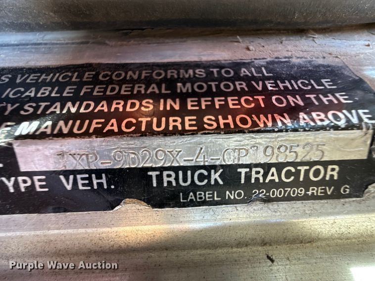 image for item EP2710 1986 Peterbilt 359 semi truck