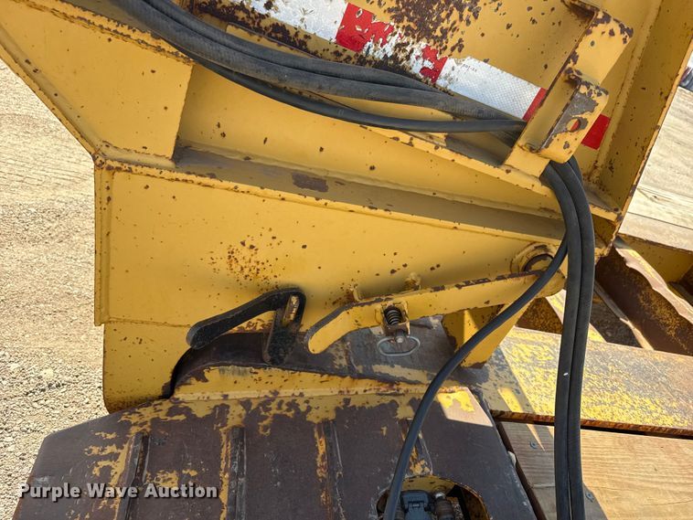 image for item EP2994 2013 Witzco RG-35 lowboy equipment trailer