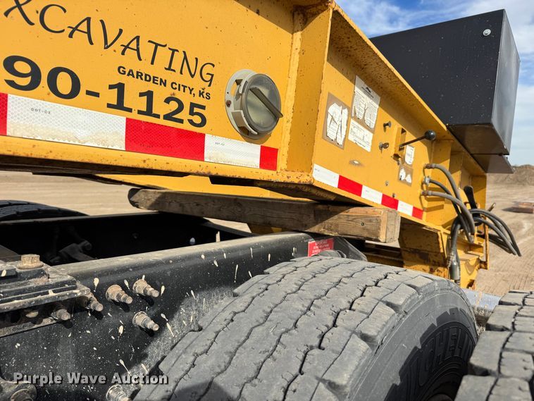 image for item EP2994 2013 Witzco RG-35 lowboy equipment trailer