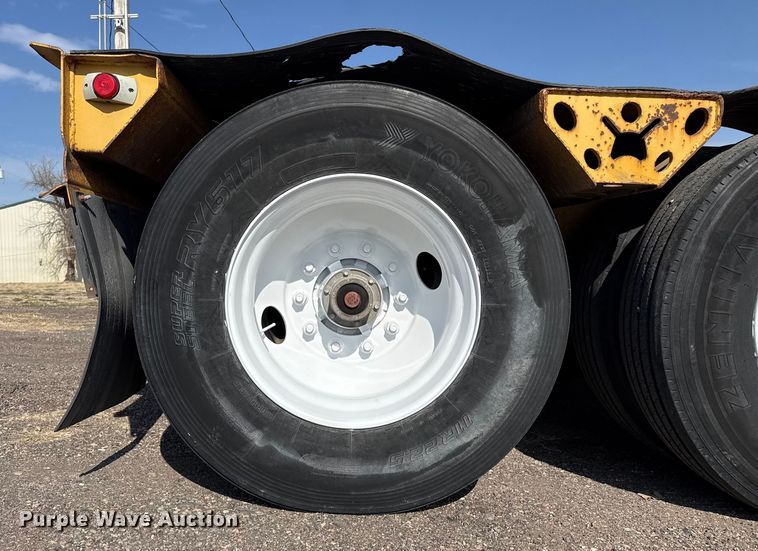 image for item EP2994 2013 Witzco RG-35 lowboy equipment trailer