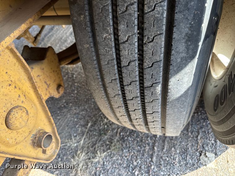 image for item EP2994 2013 Witzco RG-35 lowboy equipment trailer