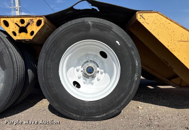 image for item EP2994 2013 Witzco RG-35 lowboy equipment trailer