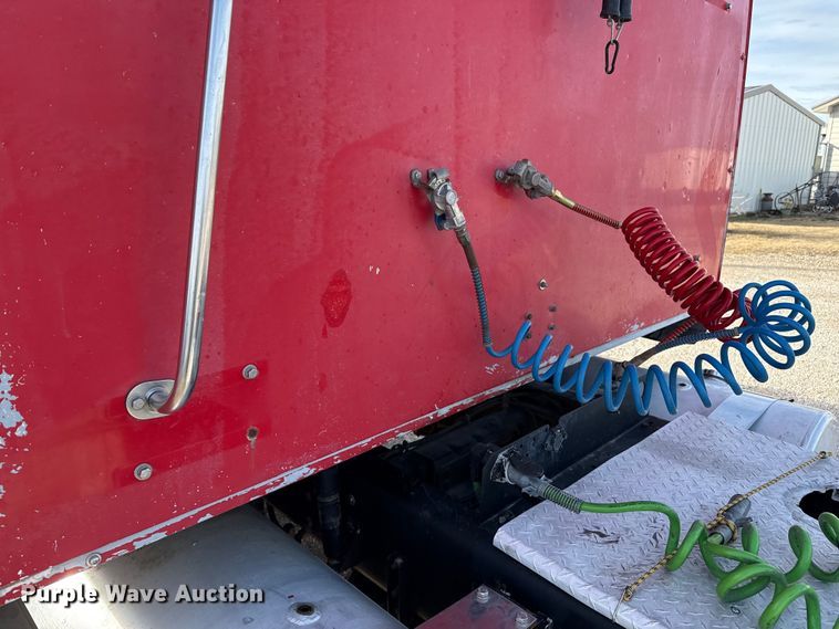 image for item EP2995 2005 Western Star 4900 semi truck