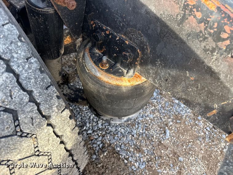 image for item EP2995 2005 Western Star 4900 semi truck