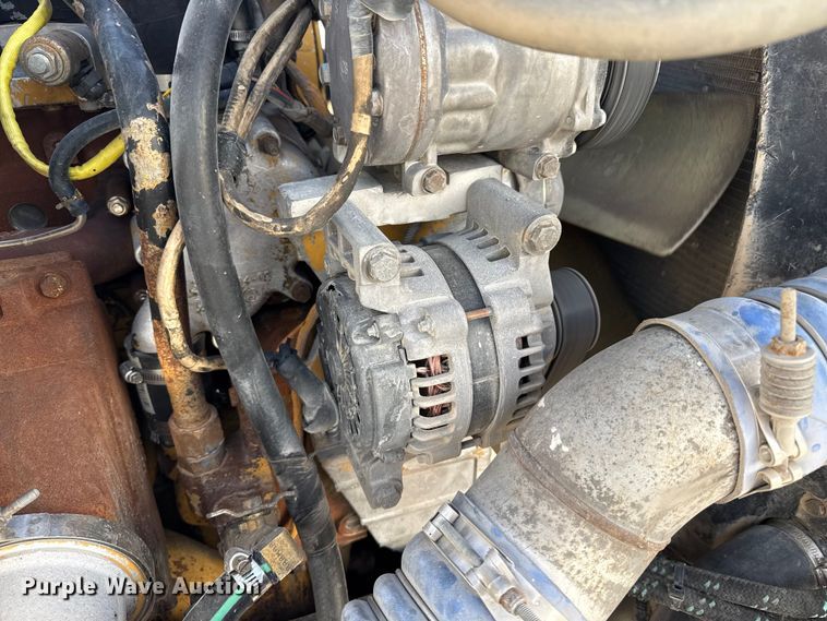 image for item EP2995 2005 Western Star 4900 semi truck