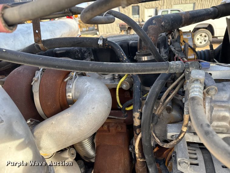 image for item EP2995 2005 Western Star 4900 semi truck