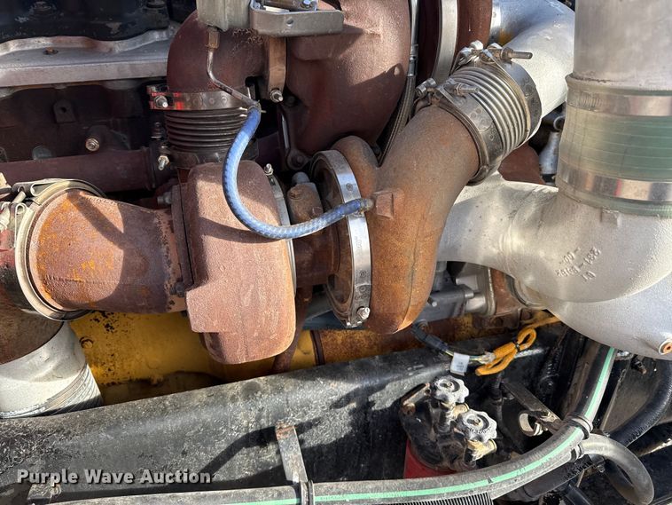 image for item EP2995 2005 Western Star 4900 semi truck