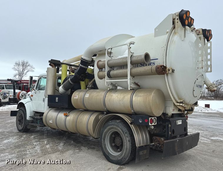 image for item ER0407 1999 International 4900 sewer jetter truck