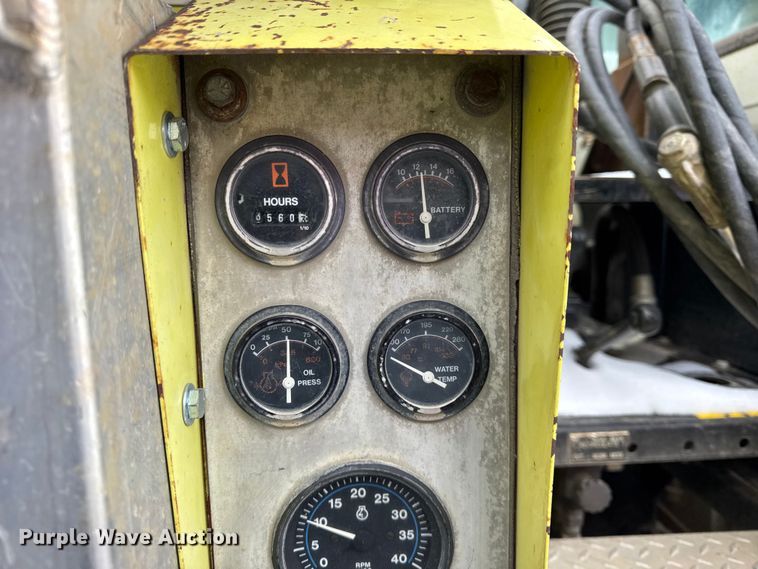 image for item ER0407 1999 International 4900 sewer jetter truck