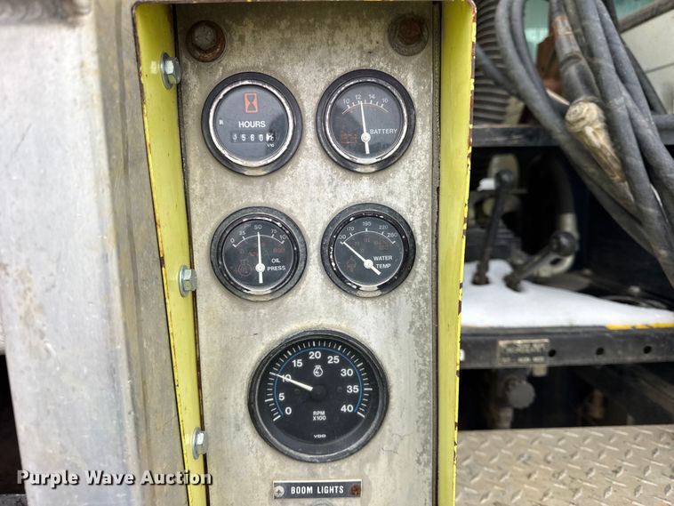 image for item ER0407 1999 International 4900 sewer jetter truck