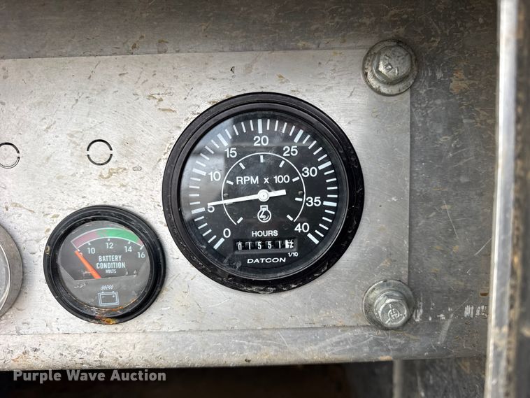 image for item ER0407 1999 International 4900 sewer jetter truck