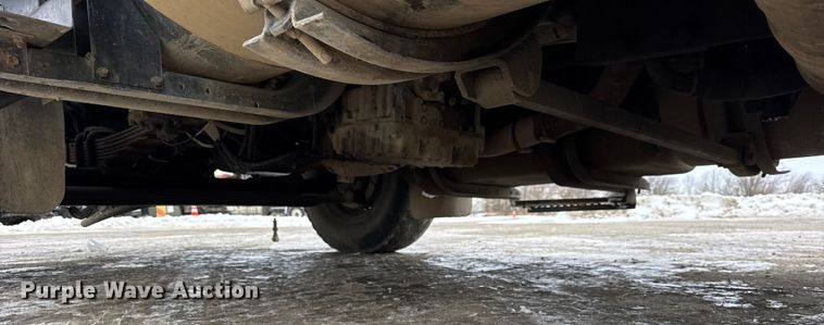 image for item ER0407 1999 International 4900 sewer jetter truck