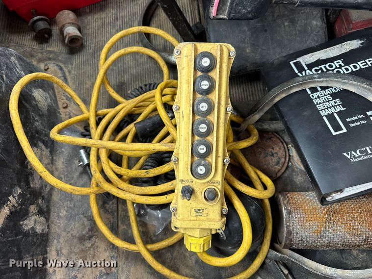 image for item ER0407 1999 International 4900 sewer jetter truck