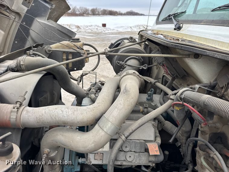 image for item ER0407 1999 International 4900 sewer jetter truck
