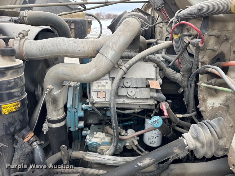 image for item ER0407 1999 International 4900 sewer jetter truck