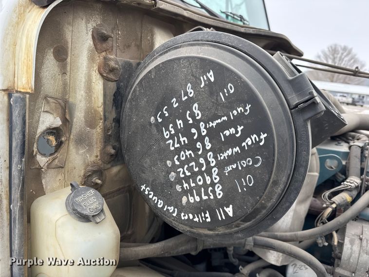 image for item ER0407 1999 International 4900 sewer jetter truck