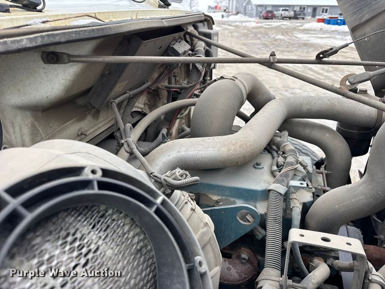 image for item ER0407 1999 International 4900 sewer jetter truck