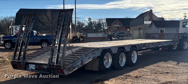 image for item ES5824 2000 Nuttall 350SD drop deck equipment trailer