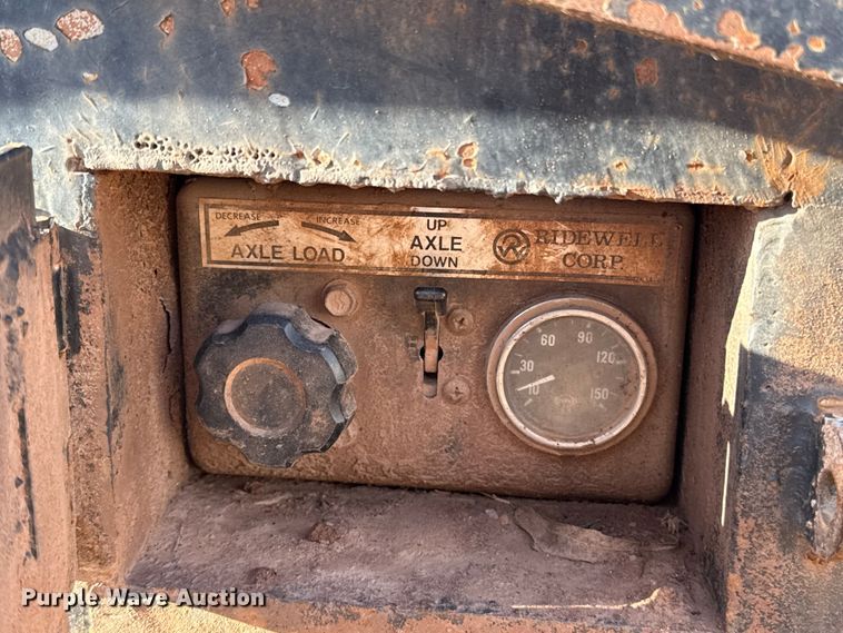 image for item ES5824 2000 Nuttall 350SD drop deck equipment trailer