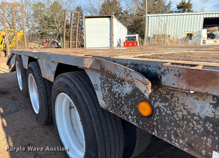 image for item ES5824 2000 Nuttall 350SD drop deck equipment trailer