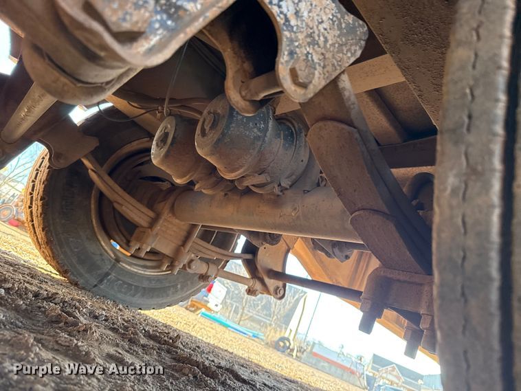 image for item ES5824 2000 Nuttall 350SD drop deck equipment trailer