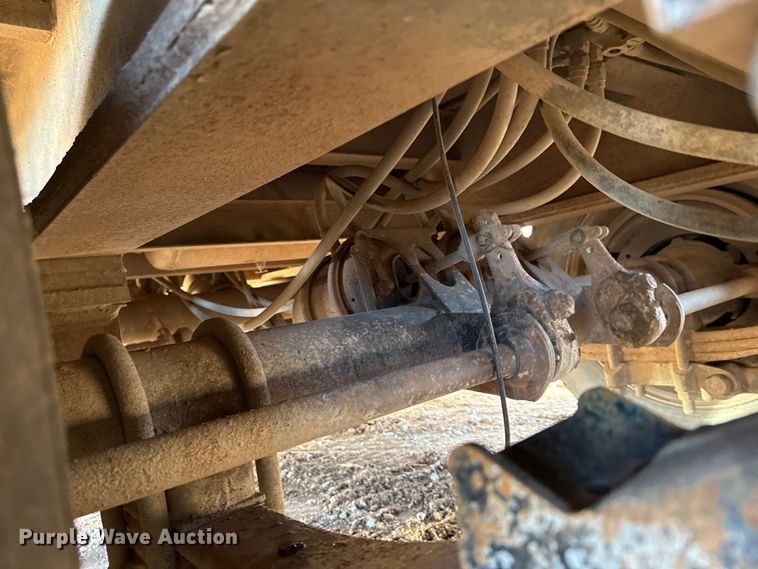 image for item ES5824 2000 Nuttall 350SD drop deck equipment trailer