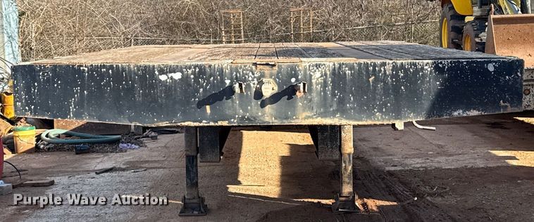 image for item ES5824 2000 Nuttall 350SD drop deck equipment trailer