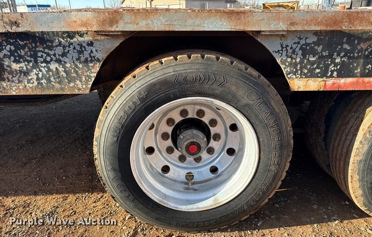 image for item ES5824 2000 Nuttall 350SD drop deck equipment trailer