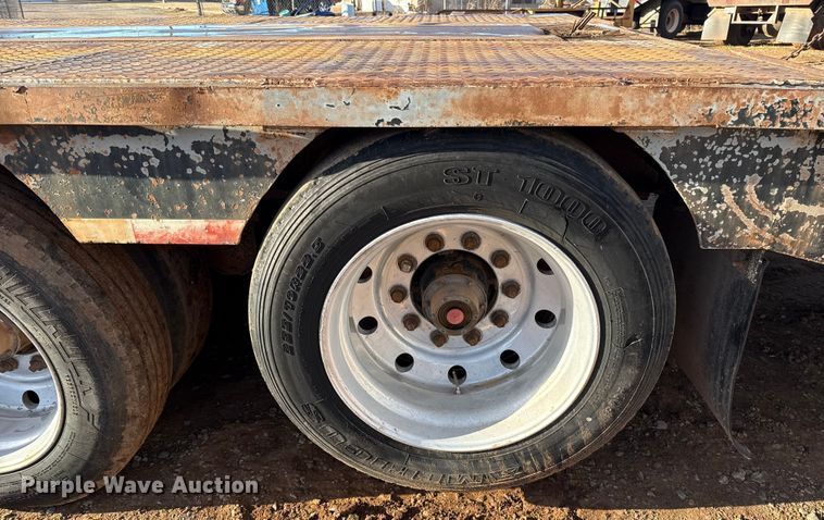 image for item ES5824 2000 Nuttall 350SD drop deck equipment trailer