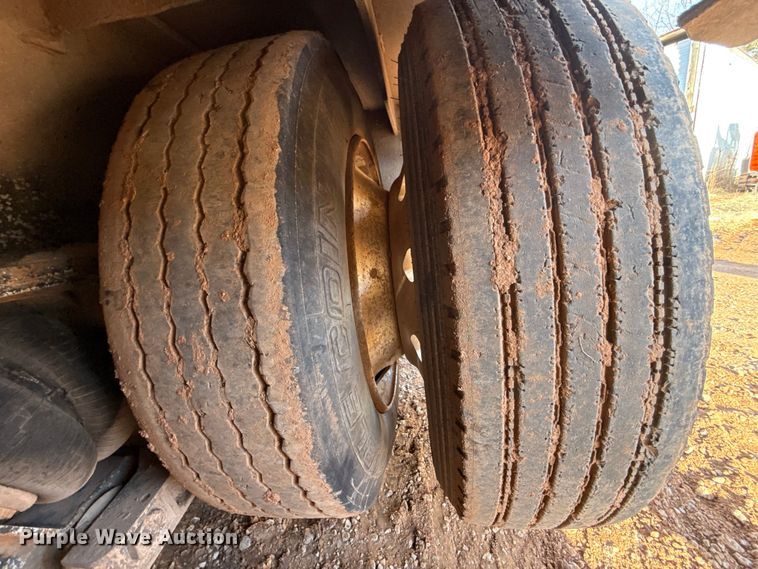 image for item ES5824 2000 Nuttall 350SD drop deck equipment trailer