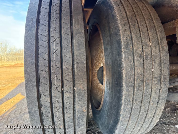 image for item ES5824 2000 Nuttall 350SD drop deck equipment trailer