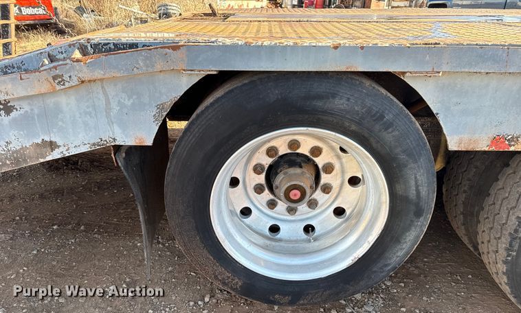 image for item ES5824 2000 Nuttall 350SD drop deck equipment trailer